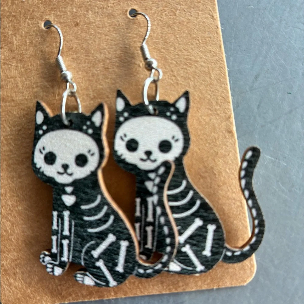 Skeleton Cat Earrings - Black and White
